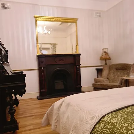 Guest Guest house